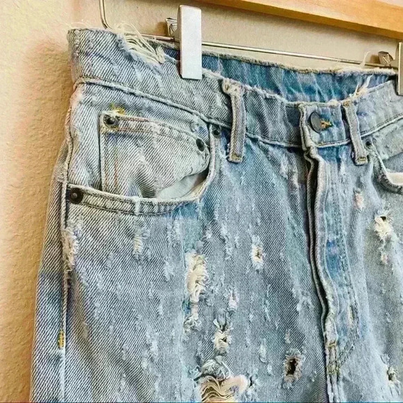 Carmar heavily distressed destroyed straight crop light wash jeans button fly 26 - Picture 6 of 16